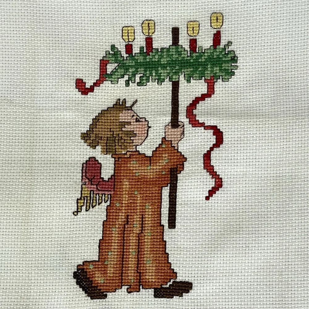 Hummel Angel Christmas Advent Wreath Candles Needlepoint Completed Vintage